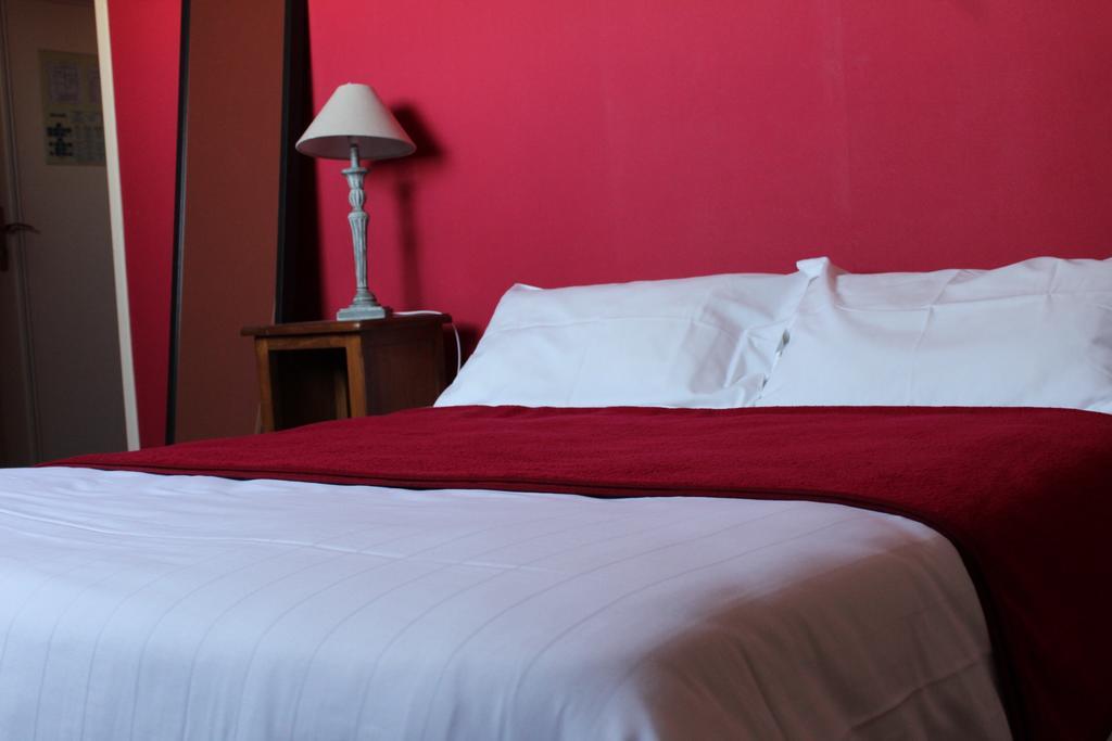 Hôtel Rabelais Tours Bagian luar foto