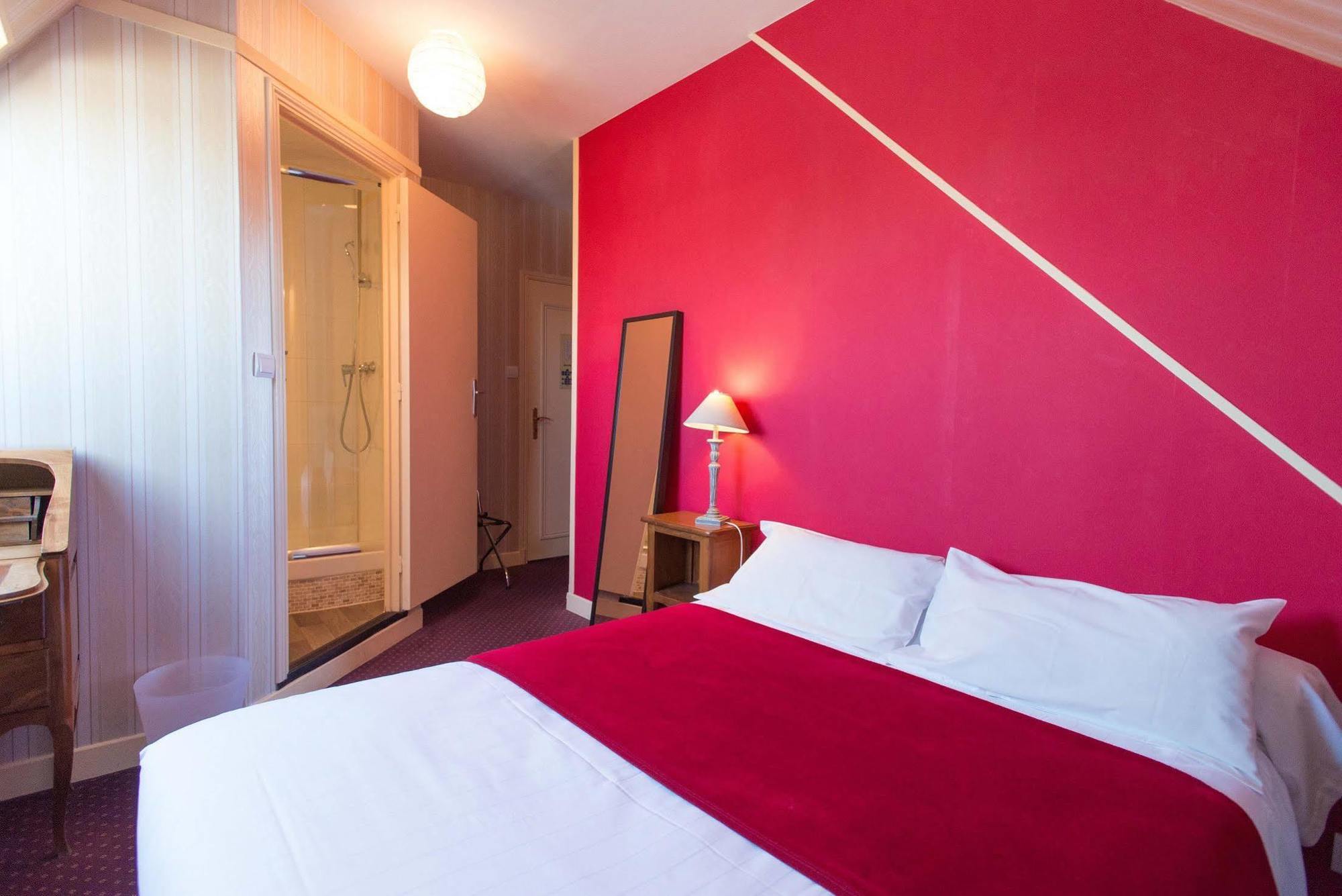 Hôtel Rabelais Tours Bagian luar foto