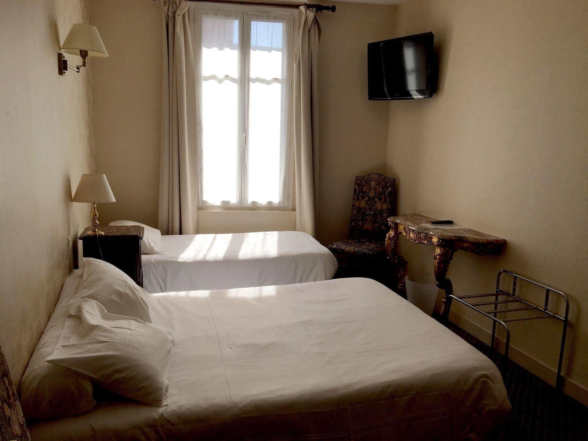 Hôtel Rabelais Tours Bagian luar foto